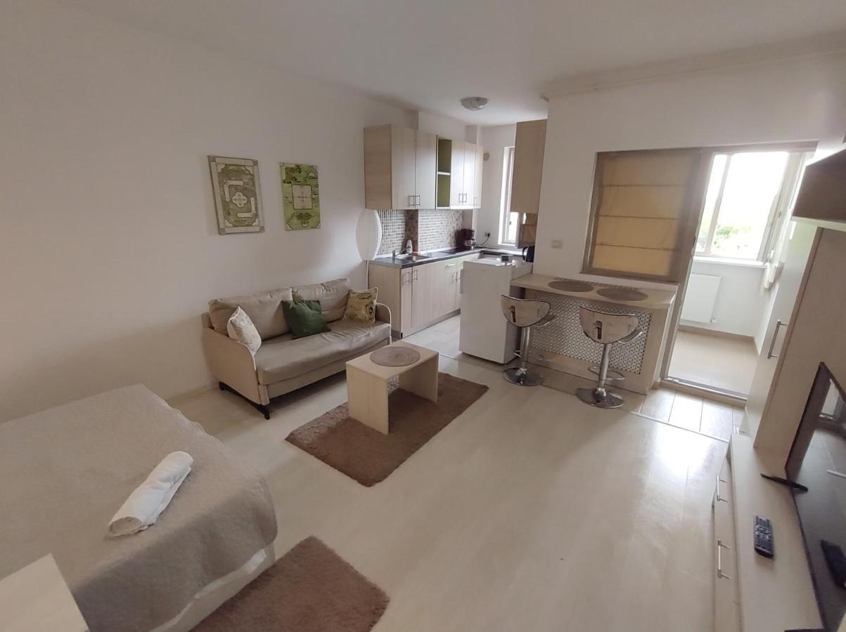 Fundeni - Garsoniere - Langa Spital Apartment Bucharest Luaran gambar