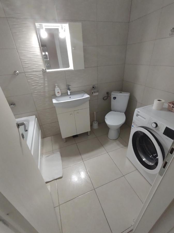 Fundeni - Garsoniere - Langa Spital Apartment Bucharest Luaran gambar